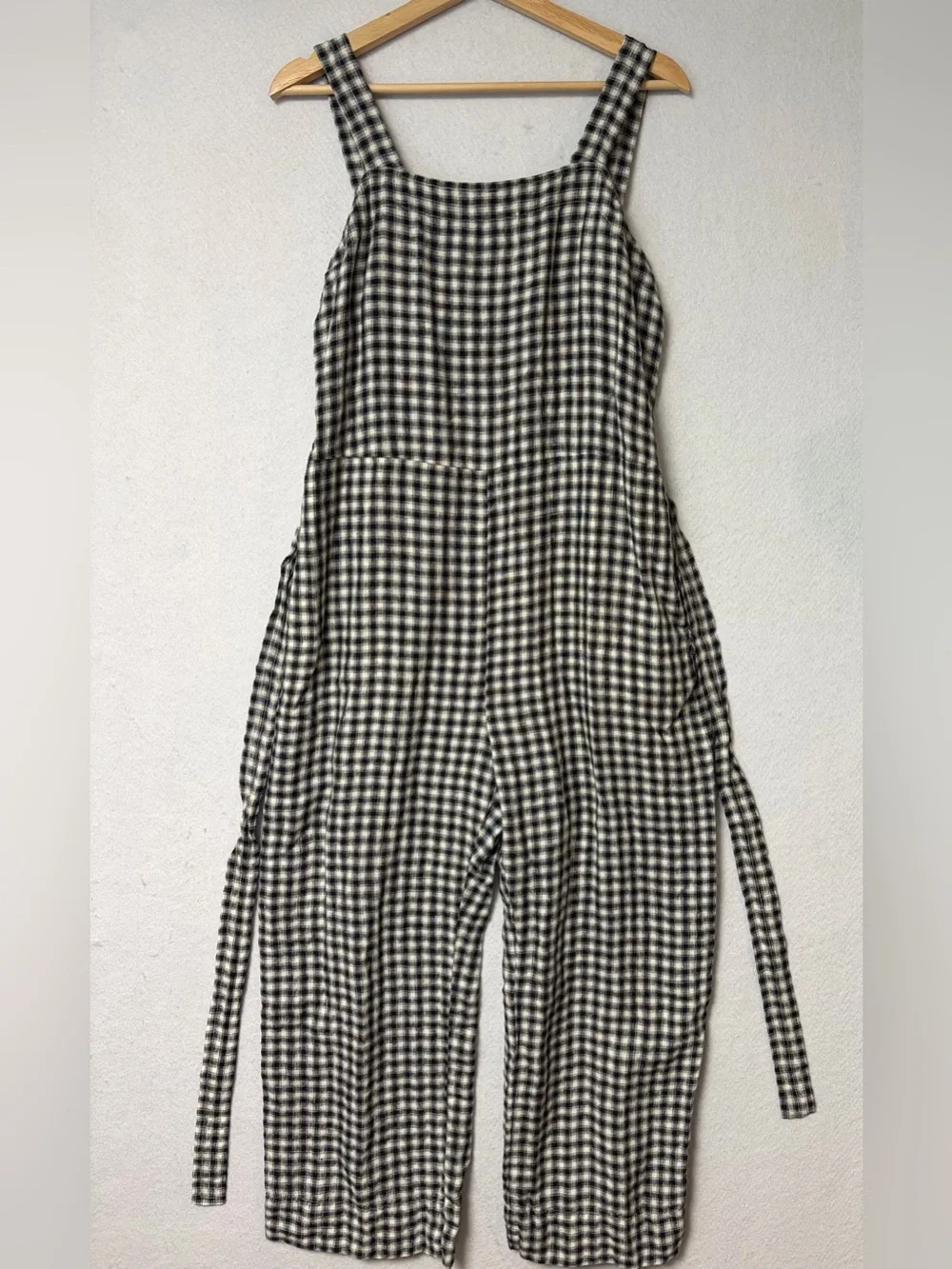Title: Quince 100% European Linen Square Neck Gingham Jumpsuit  Size Medium